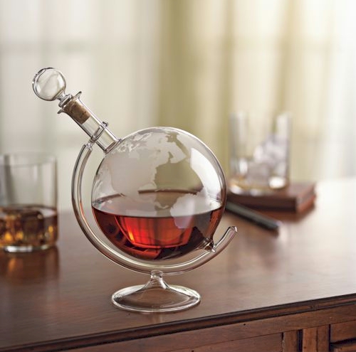 wine-enthusiast-etched-globe-spirits-decanter.jpg