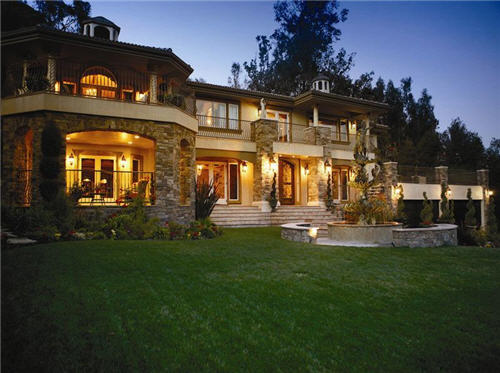 $9.9 Million Italian Villa In Studio City, California