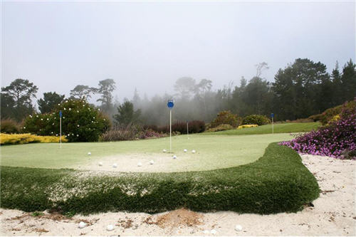 Chipping and Putting Green