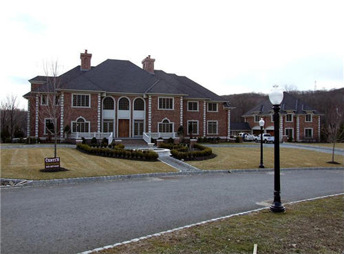 $8.4 Million Brick Manor in Stony Point, New York