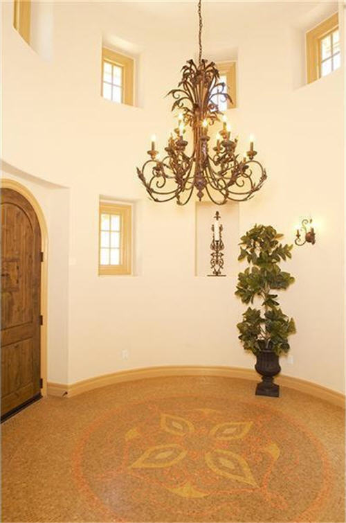 $4.1 Million Spanish Colonial Manor in Calabasas, California
