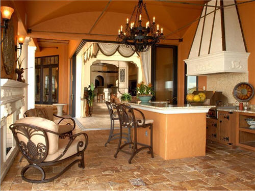 $5.3 Million Palazzo del Lago in Monteverde, Florida