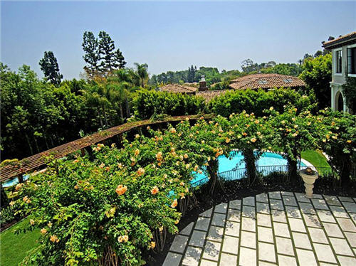 229-million-classic-mediterranean-palazzo-villa-in-los-angeles-california-11