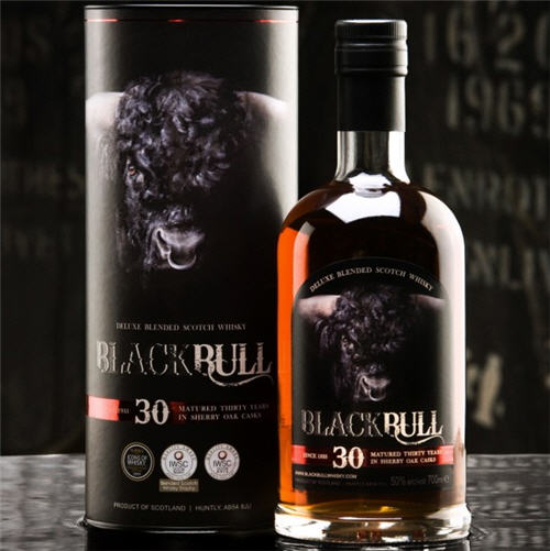 black-bull-30-year-old-blended-scottish-whisky