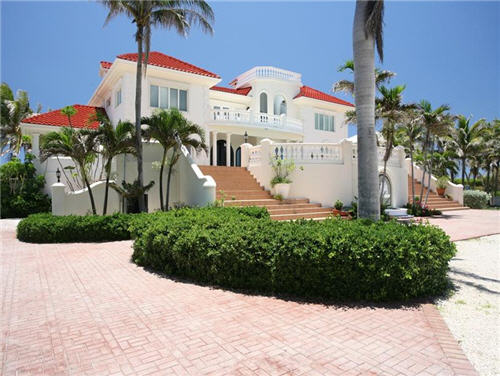 $7.9 Million Villa Del Mare in Cayman Islands 2