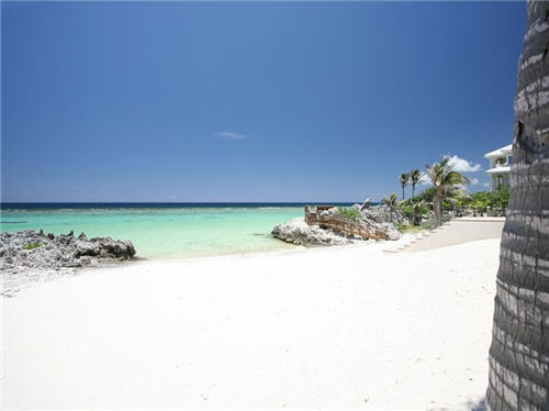 $7.9 Million Villa Del Mare in Cayman Islands 5