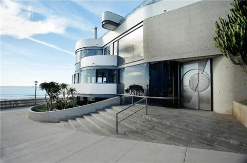 $16 Million Oceanfront Home in Manhattan Beach California