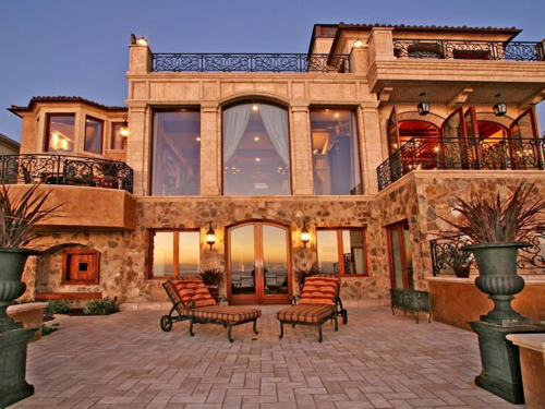 $16.9 Million Italian Oceanfront Mansion in California 9