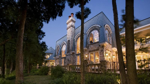 $7.8 Million Opulent Manor Estate in Wisconsin