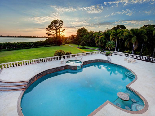 $7.9 Million Gated Waterfront Mansion in Sarasota Florida 16