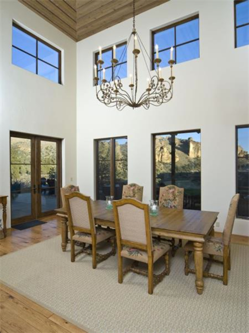 $2.9 Million Renaissance Inspired Villa in Oregon 16