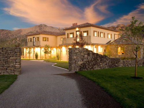 $2.9 Million Renaissance Inspired Villa in Oregon 4