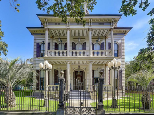 $2.3 Million Southern Mansion in New Orleans Louisiana