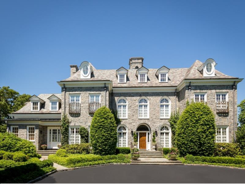 $9.8 Million Waterfront Manor Estate in Lloyd Harbor New York