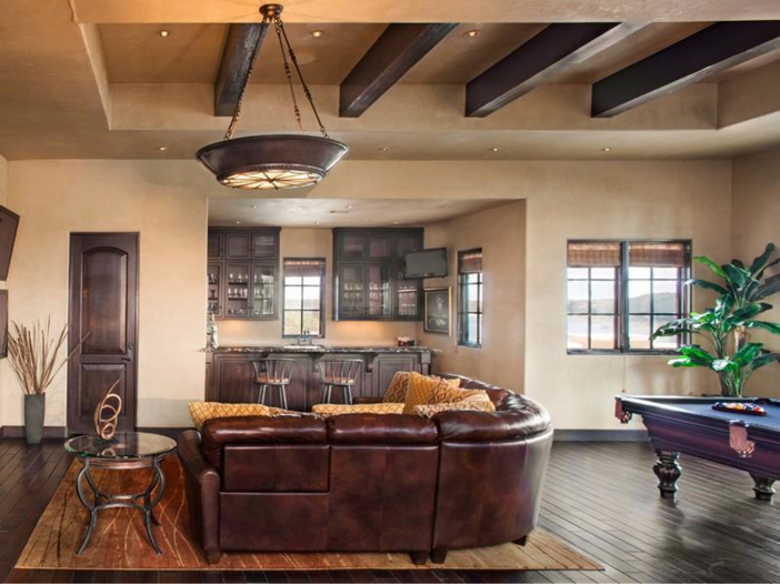 $9.9 Million Italian Villa La Isla in Texas - Living Room