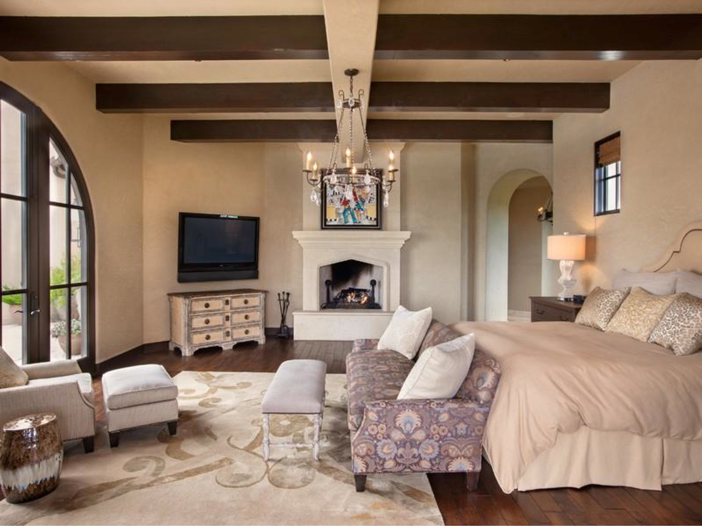 $9.9 Million Italian Villa La Isla in Texas - Master Suite
