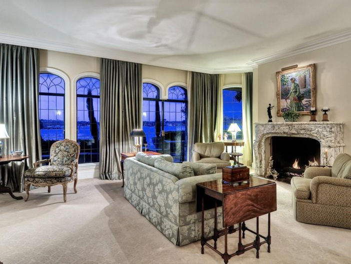 $10.9 Million Parisian Style Manor in Newport Beach, California 7