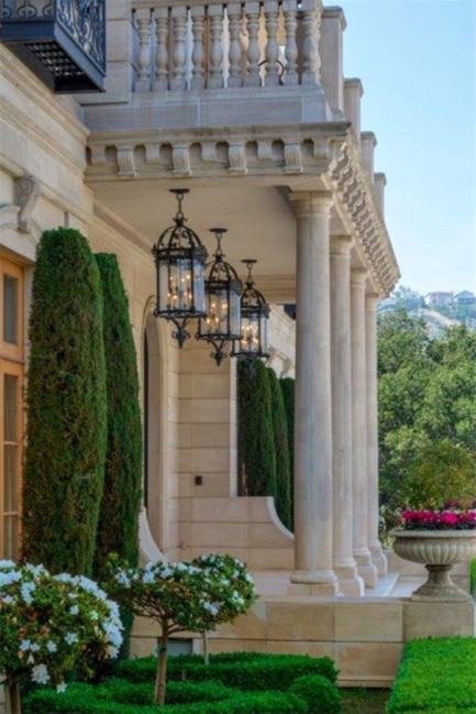 $37.5 Million Timeless French Chateau in Beverly Hills California 3