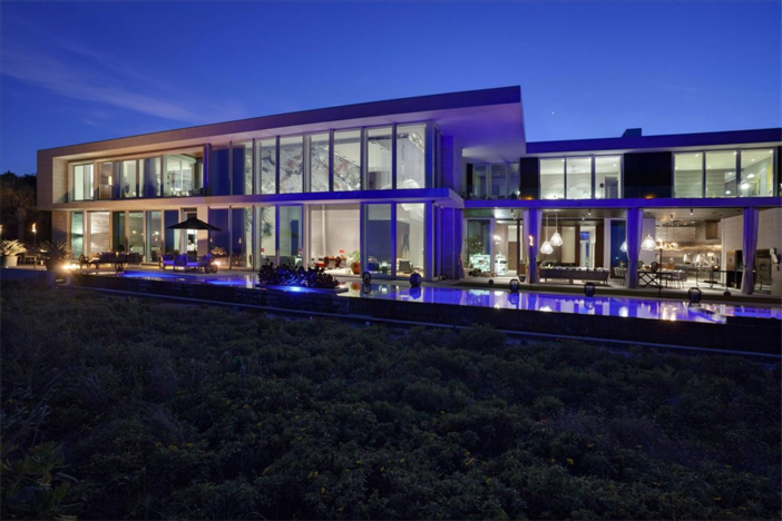 $35 Million Modern Oceanfront Mansion in Vero Beach Florida