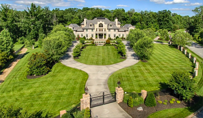 $8.9 Million Forest Creek Manor in Tennessee 2
