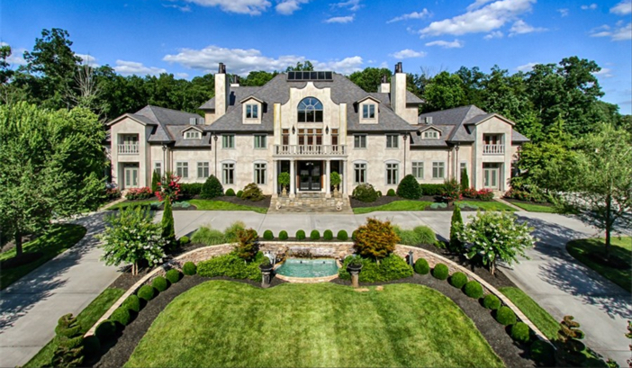 $8.9 Million Forest Creek Manor in Tennessee