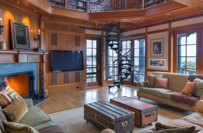 $22 Million Stunning Coastal Mansion in New York 13