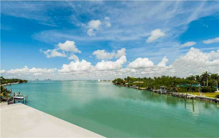 $25.5 Million Waterfront Mansion in Miami Beach Florida 11