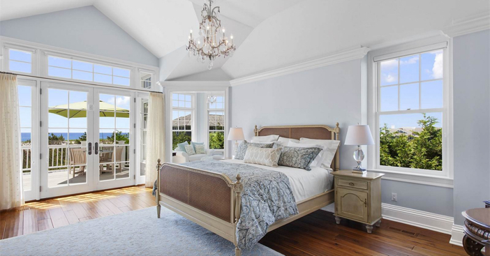 $19.9 Million Oceanfront Mansion in New York 9