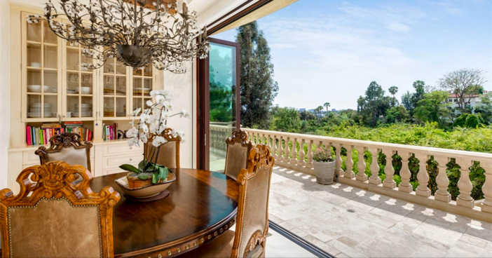 $35 Million Private and Gated Italian Villa in Beverly Hills California 13