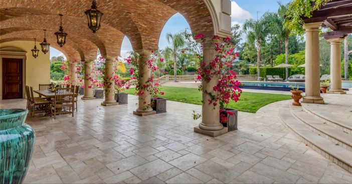 $35 Million Private and Gated Italian Villa in Beverly Hills California 29