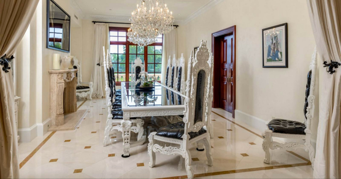 $35 Million Private and Gated Italian Villa in Beverly Hills California 9