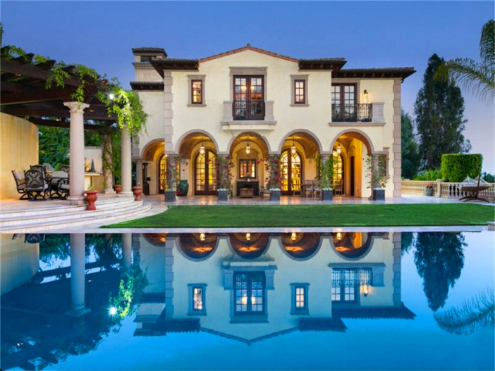 $35 Million Private and Gated Italian Villa in Beverly Hills California