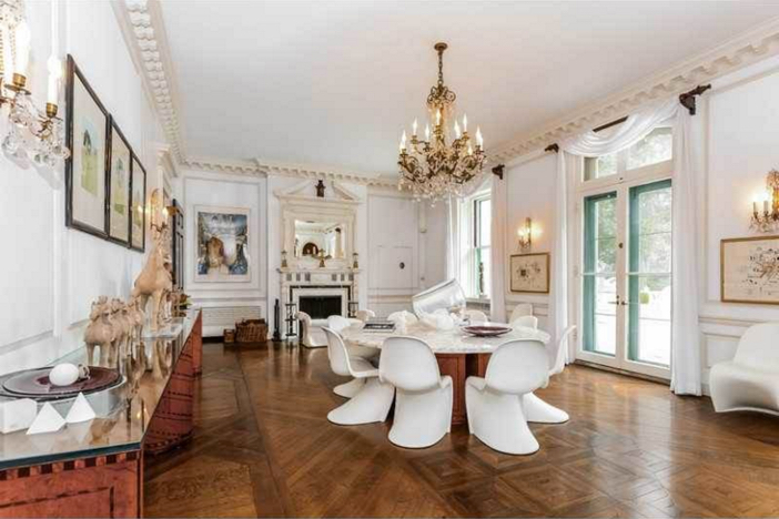 $4.9 Million Gated French Manor in Newport Rhode Island 8