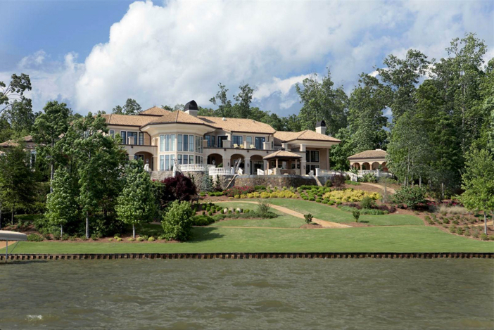 $10.5 Million Lakefront Opulence in Greensboro Georgia