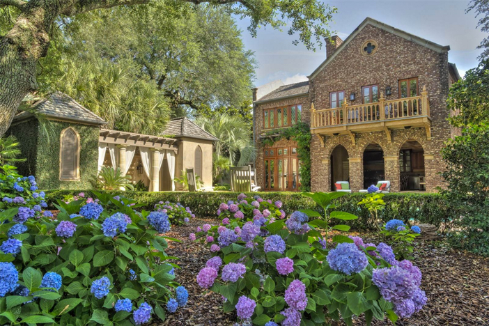 $5.9 Million European Style Lakefront Estate in Charleston South Carolina