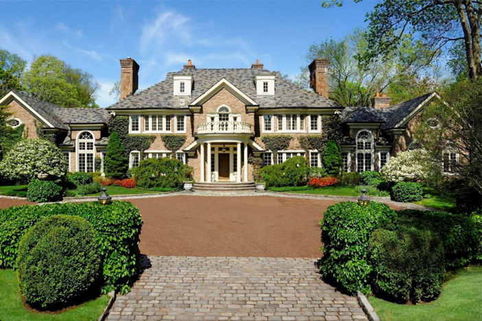 $6.9 Million Country Georgian Mansion in Greenwich Connecticut