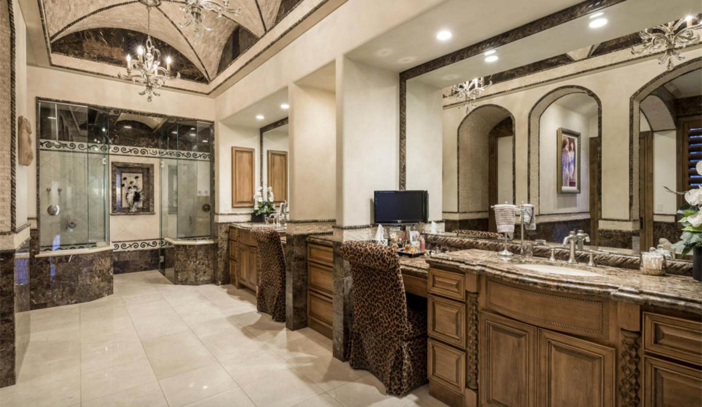 $8.9 Million Elegant Estate in Scottsdale Arizona 14