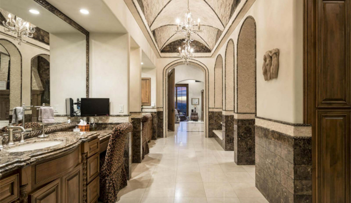 $8.9 Million Elegant Estate in Scottsdale Arizona 15