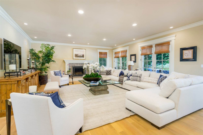 12-9-million-nantucket-classic-in-brentwood-california-2