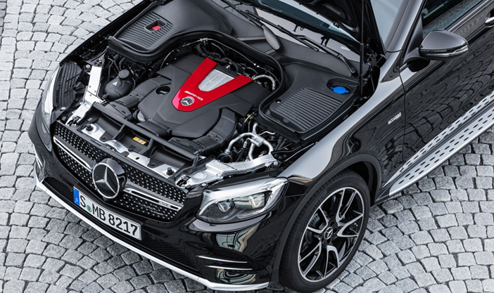 2017-Mercedes-AMG-GLC43-Engine