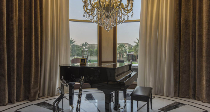 $50 Million Majestic Golf Course Mansion in Dubai 6