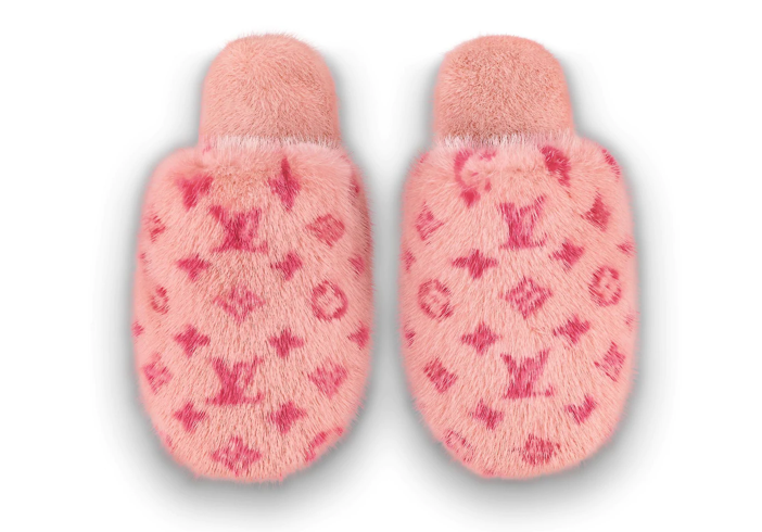 Louis Vuitton winter slippers  Slippers, Louis vuitton, Pretty shoes