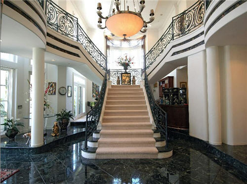 Estate of the Day: $5.9 Million Entertainer's Home in Los Angeles ...