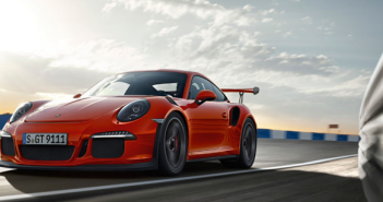 Porsche-911-GT3-RS-Lava-Orange